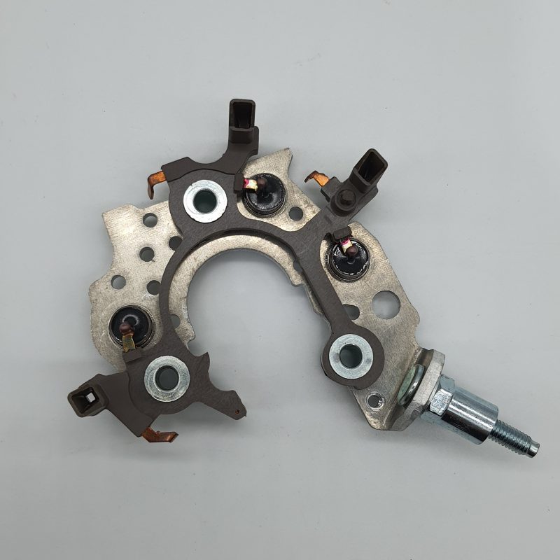 Di ot may phat dien Toyota Vios 2014 (2)