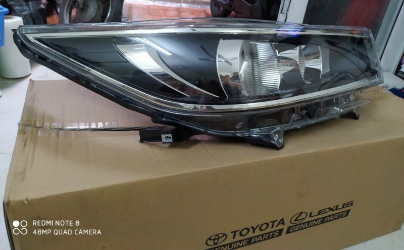 Den pha Toyota Innova 2017 (3)